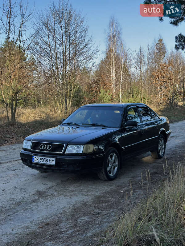 Audi 100 1993 Audi 100 1993