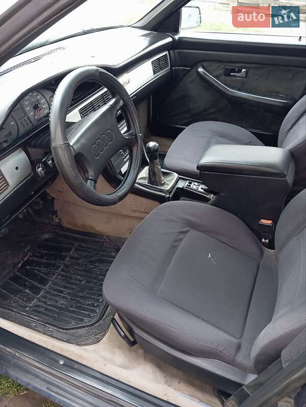 Седан Audi 100 1990 в Пробіжній