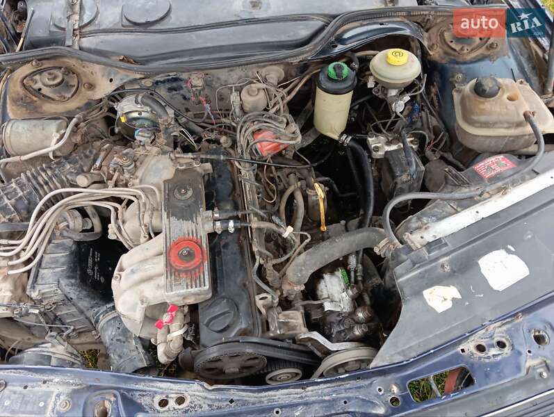 Седан Audi 100 1990 в Пробіжній