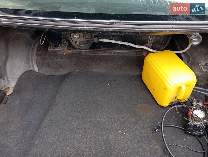 Седан Audi 100 1990 в Пробіжній