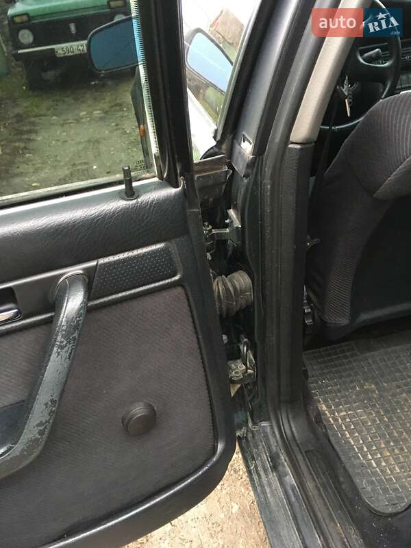 Седан Audi 100 1993 в Любаре фото 13 Седан Audi 100 1993 в Любаре