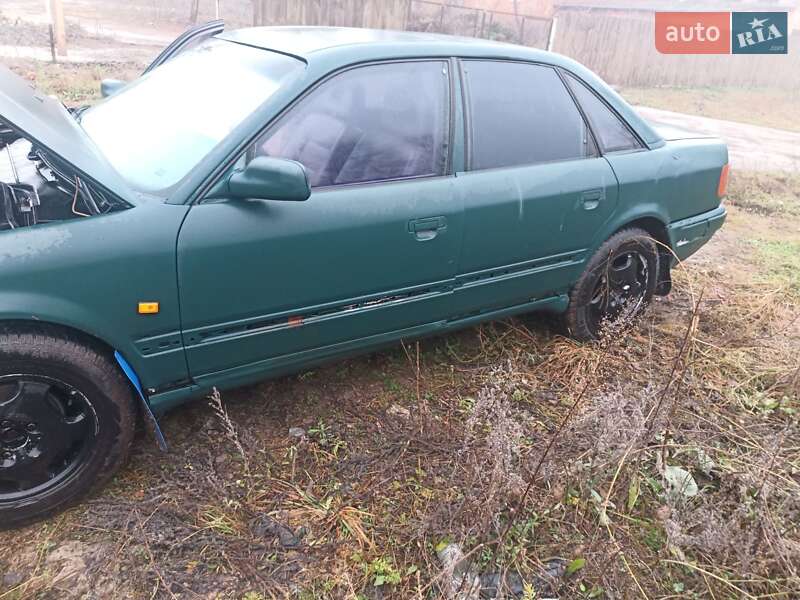 Седан Audi 100 1993 в Славутиче