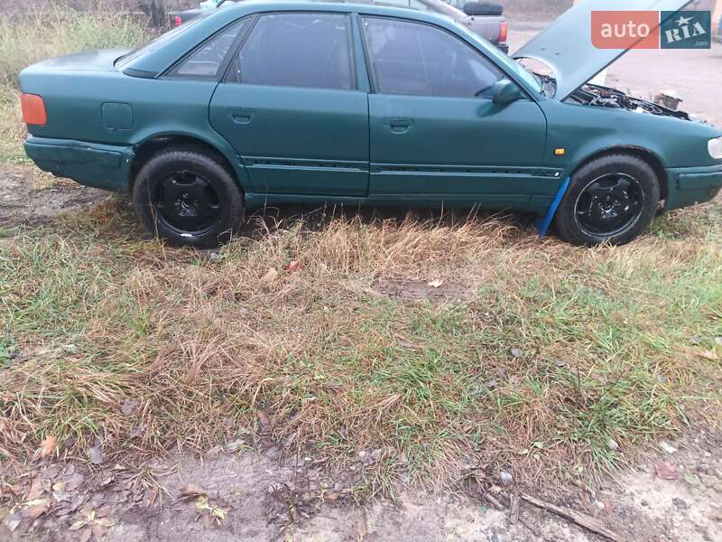 Седан Audi 100 1993 в Славутиче