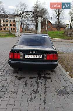 Седан Audi 100 1992 в Дрогобичі