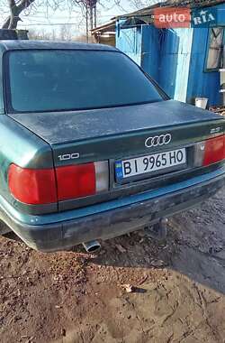 Седан Audi 100 1993 в Синельниково