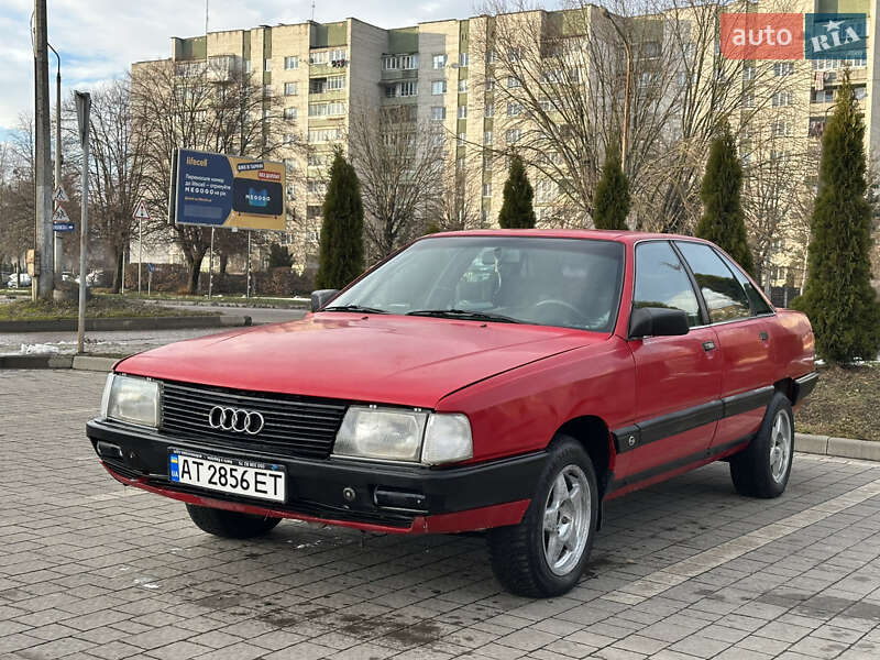 Седан Audi 100 1988 в Дрогобыче