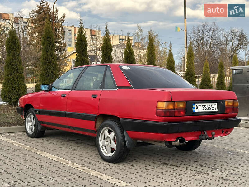 Седан Audi 100 1988 в Дрогобыче