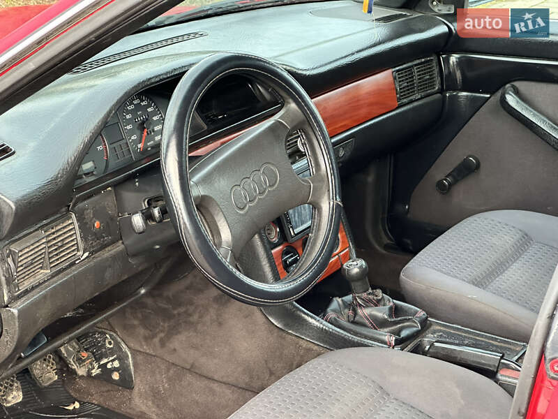 Седан Audi 100 1988 в Дрогобыче