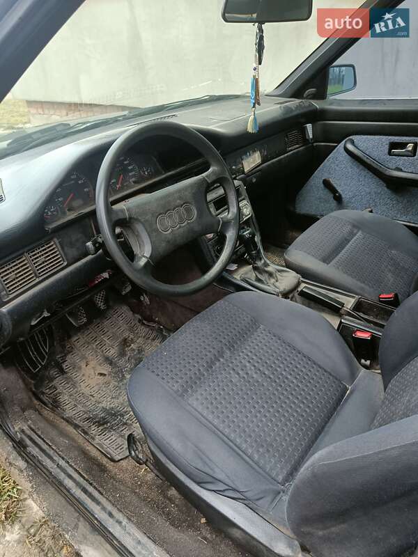 Седан Audi 100 1988 в Старій Вижівці