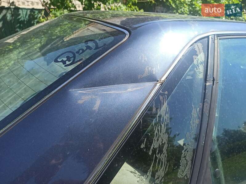 Седан Audi 100 1988 в Шумске