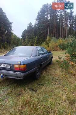 Седан Audi 100 1989 в Ратным