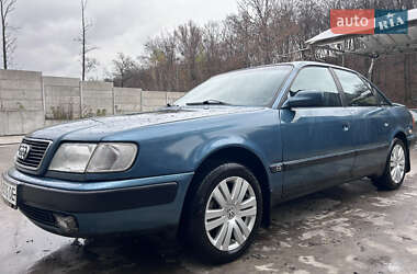 Седан Audi 100 1992 в Киеве