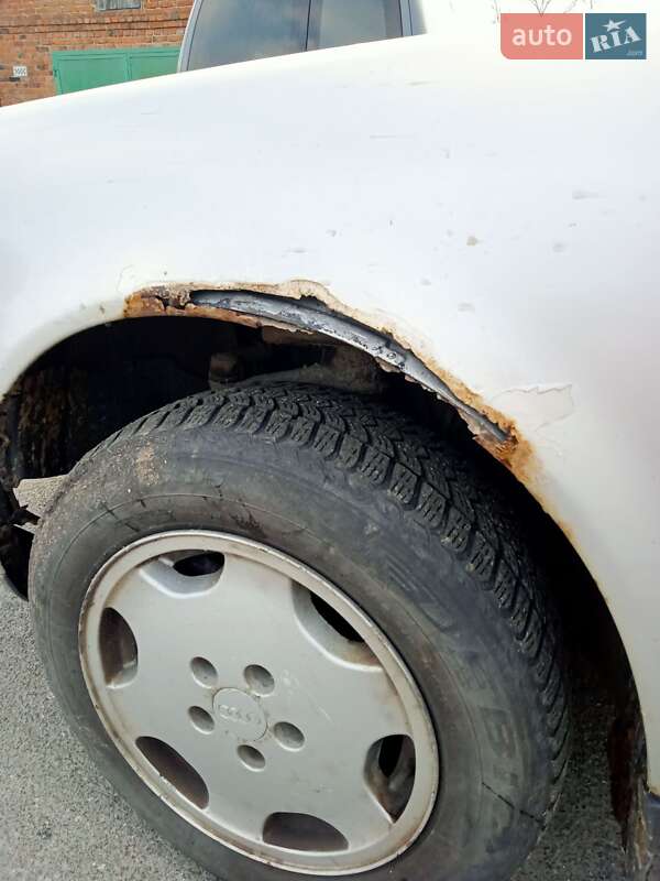 Універсал Audi 100 1991 в Макарові