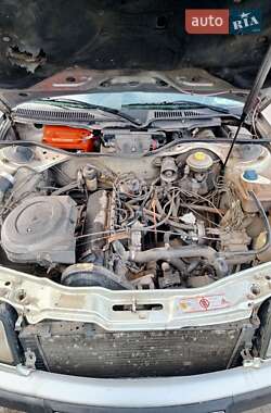 Універсал Audi 100 1991 в Макарові