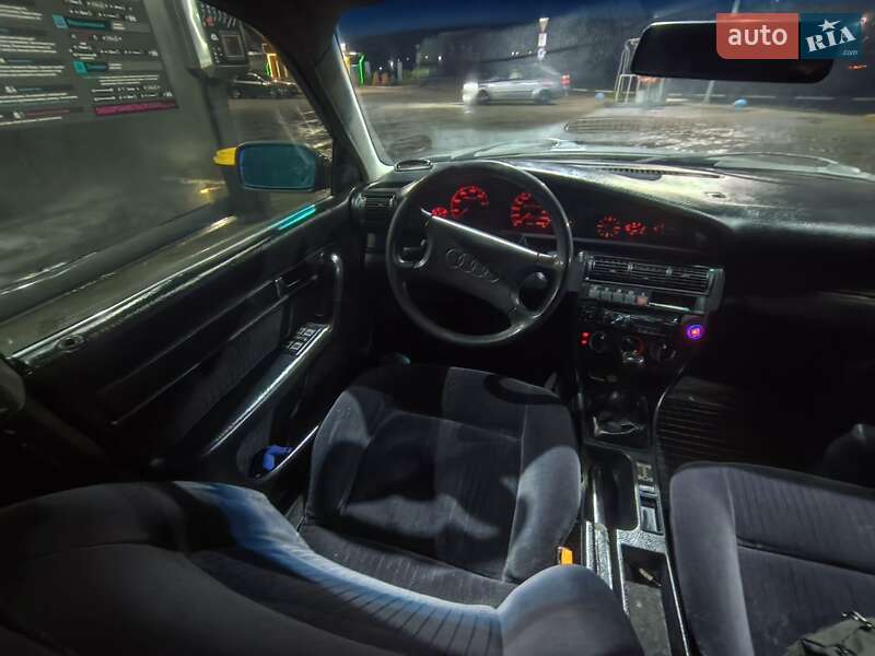 Седан Audi 100 1991 в Запоріжжі