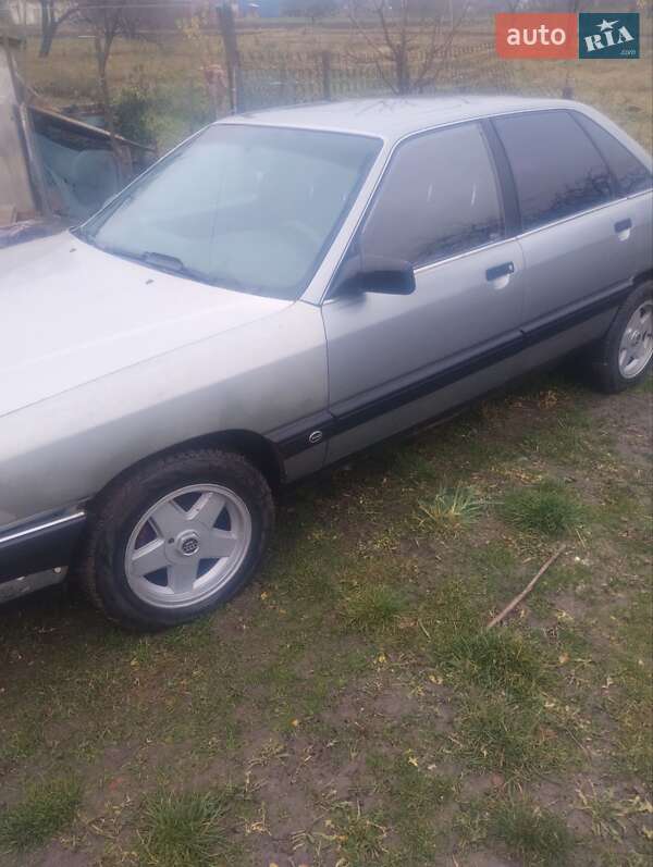 Седан Audi 100 1988 в Дубно фото 2 Седан Audi 100 1988 в Дубно