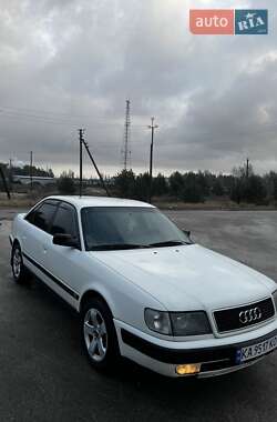 Седан Audi 100 1993 в Заречном