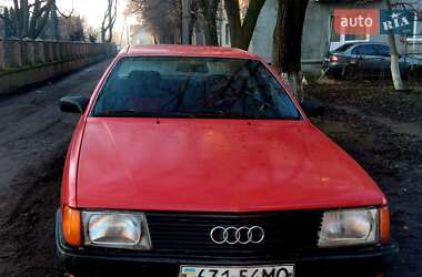 Седан Audi 100 1989 в Черновцах