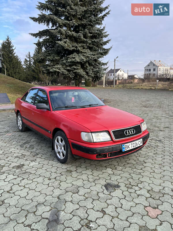 Седан Audi 100 1992 в Дубно