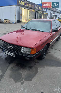 Седан Audi 100 1989 в Кривом Роге