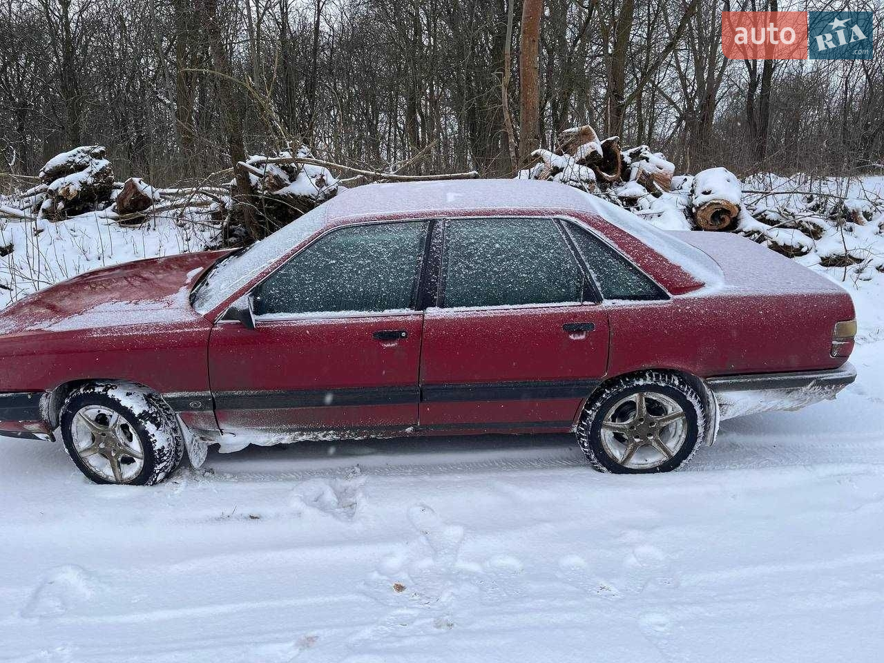 Ауді на ходу сів поїхав підпиває  масло  резина зима всі питання по телефону 09******24