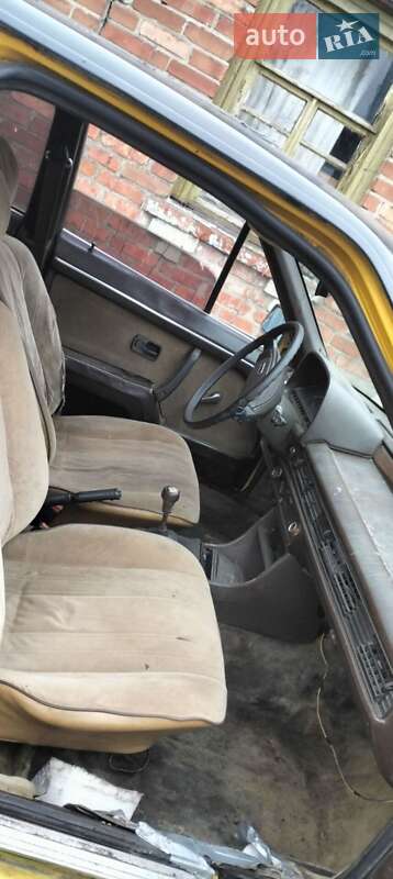 Седан Audi 100 1978 в Полтаві