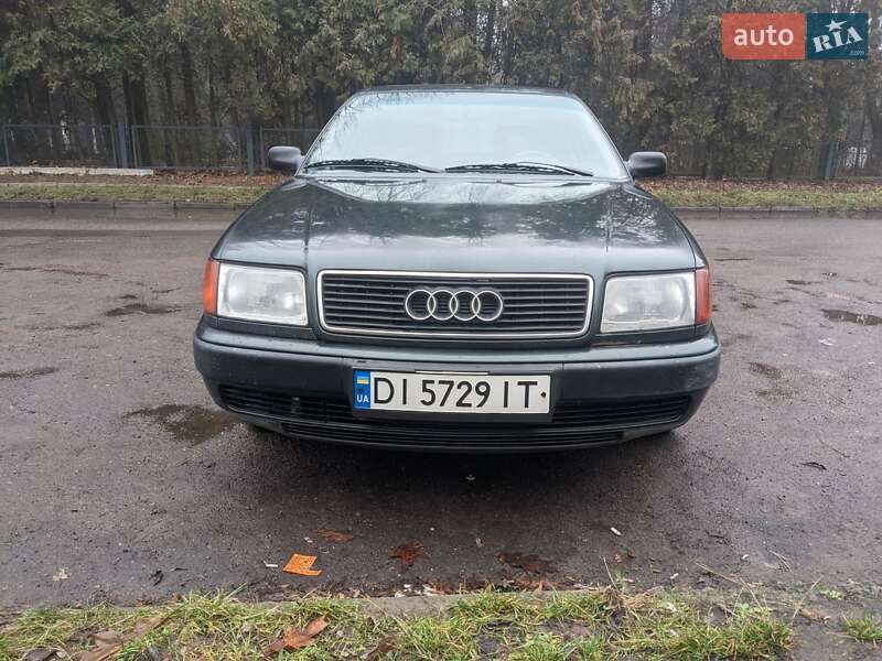 Седан Audi 100 1993 в Львове