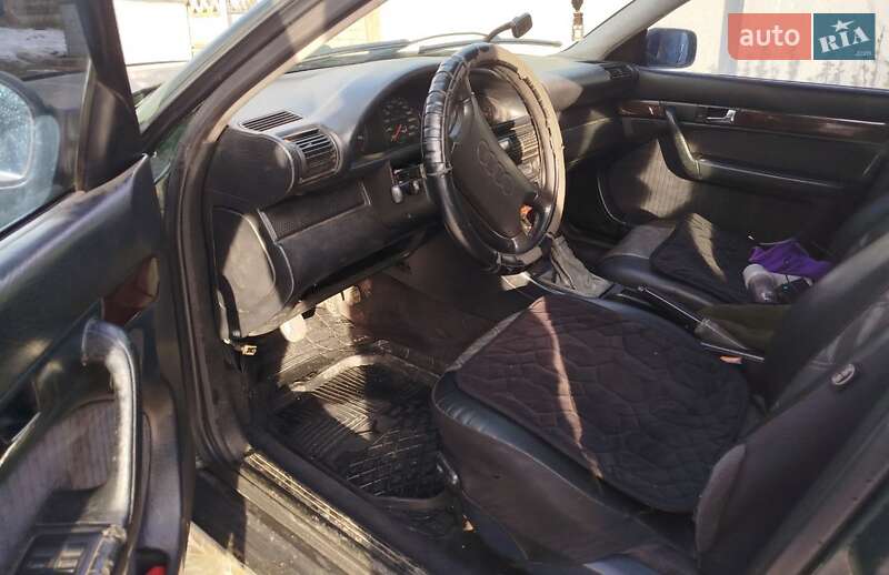 Седан Audi 100 1991 в Черновцах