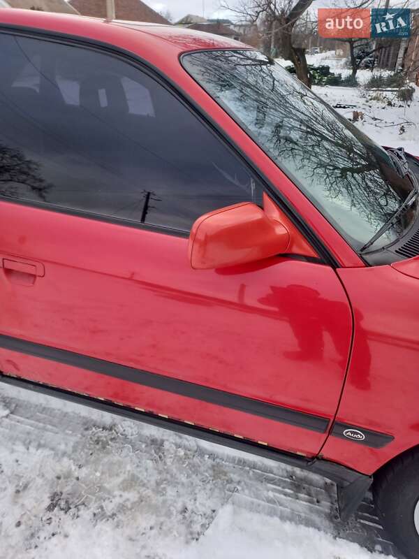 Седан Audi 100 1991 в Никополе
