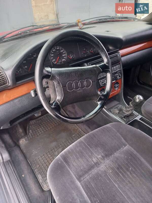 Седан Audi 100 1991 в Никополе