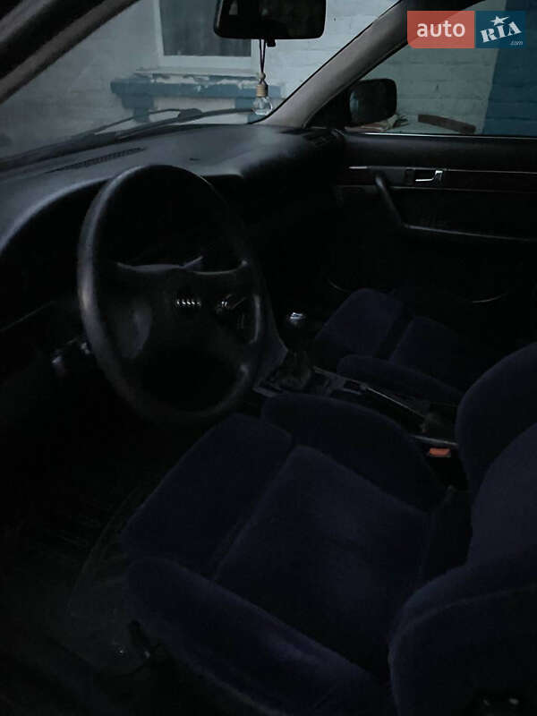 Седан Audi 100 1991 в Умани