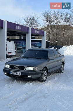 Седан Audi 100 1992 в Ровно