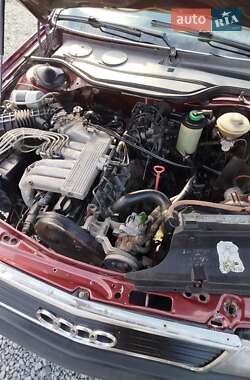 Седан Audi 100 1989 в Кельменцах