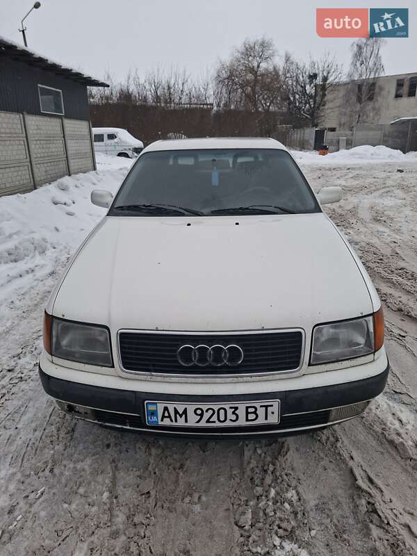 Audi 100 1991 Audi 100 1991