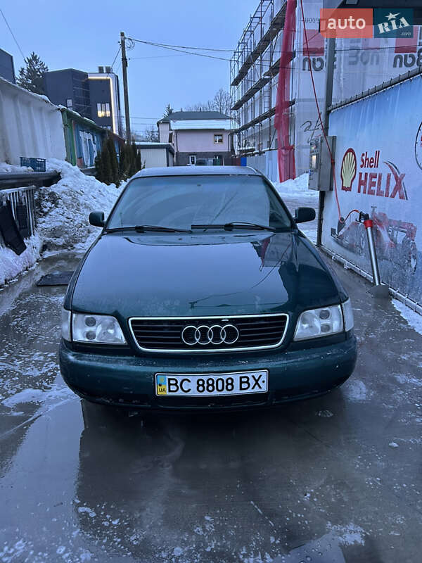 Седан Audi 100 1994 в Пустомытах