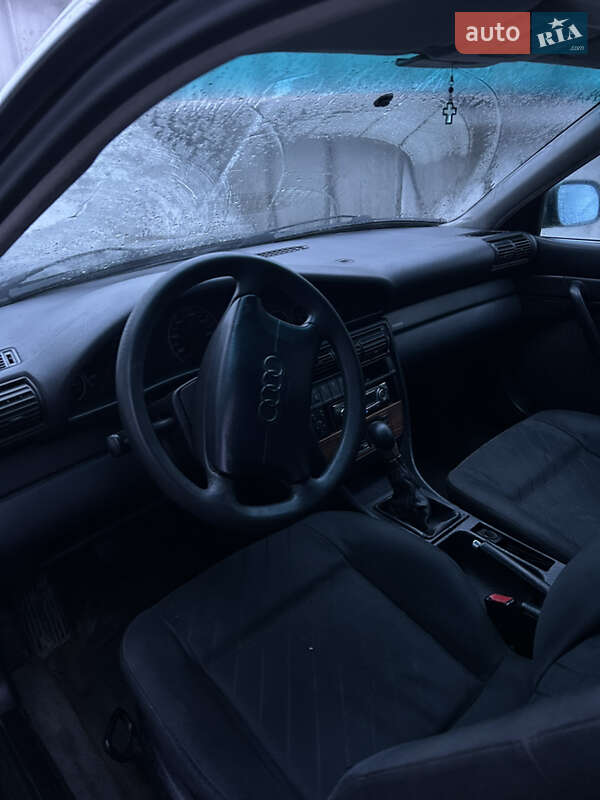 Седан Audi 100 1994 в Пустомытах