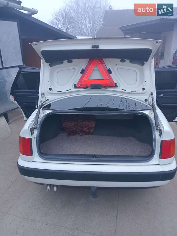 Седан Audi 100 1991 в Чернівцях фото Седан Audi 100 1991 в Чернівцях