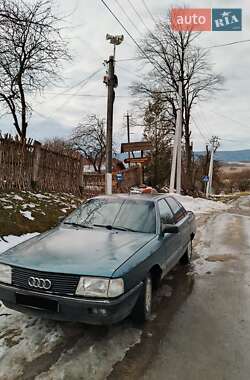 Седан Audi 100 1989 в Самборе