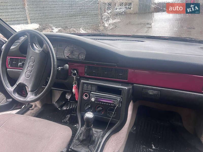 Седан Audi 100 1988 в Черновцах