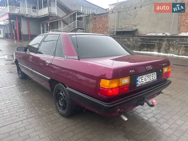 Седан Audi 100 1988 в Черновцах
