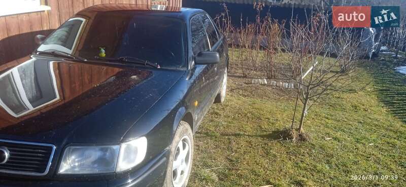 Седан Audi 100 1992 в Ивано-Франковске