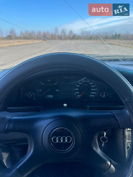 Седан Audi 100 1994 в Любешові