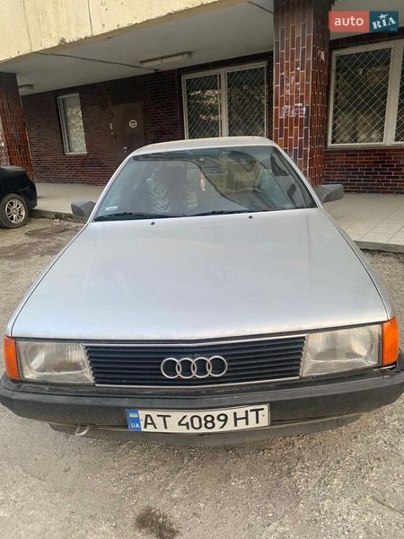Седан Audi 100 1990 в Ивано-Франковске