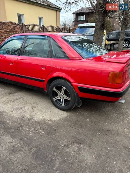 Седан Audi 100 1993 в Зміїві