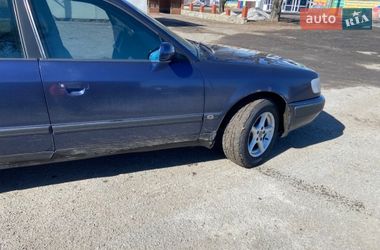 Седан Audi 100 1994 в Знам'янці
