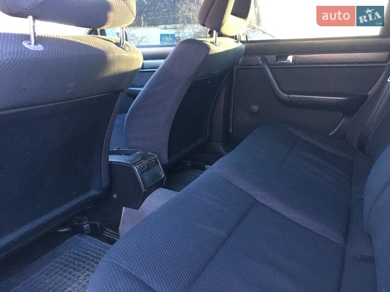 Седан Audi 100 1993 в Любаре