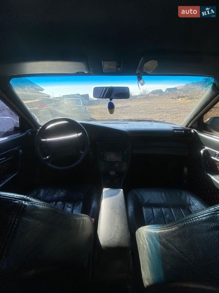Седан Audi 100 1993 в Сарнах
