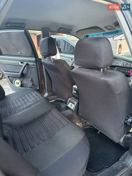 Седан Audi 100 1991 в Немирові