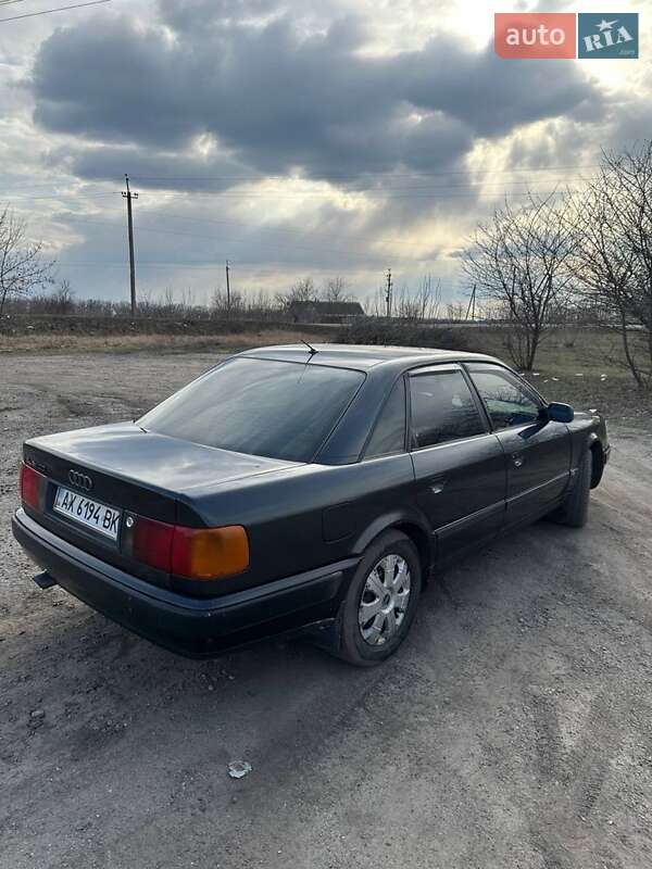 Седан Audi 100 1993 в Богодухове