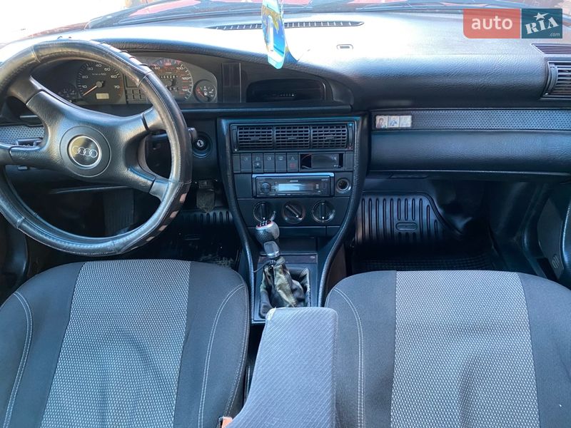 Седан Audi 100 1993 в Харькове